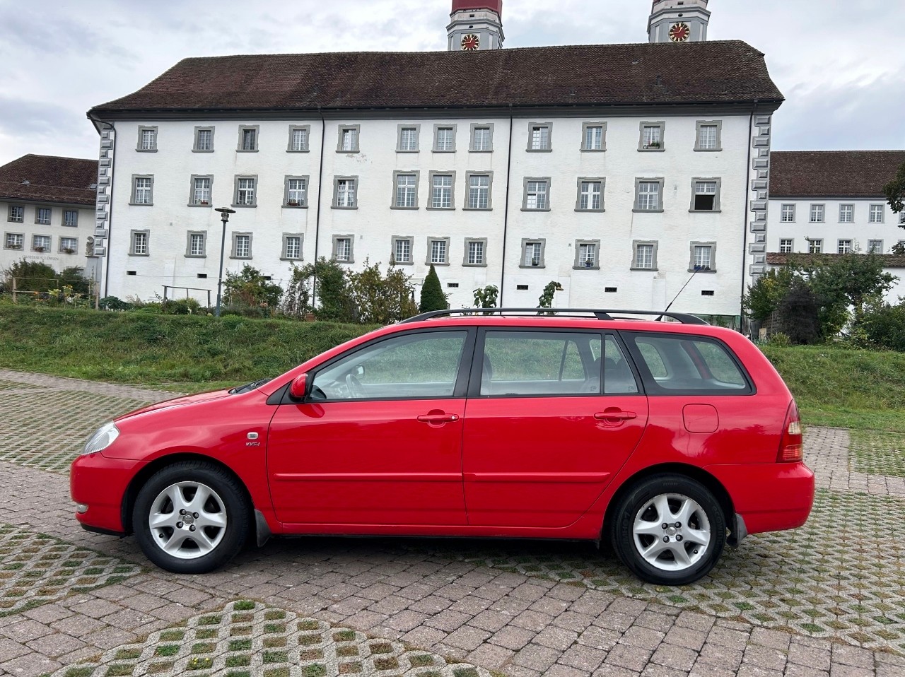 TOYOTA Corolla Wagon 1.6 Linea Sol-image-1