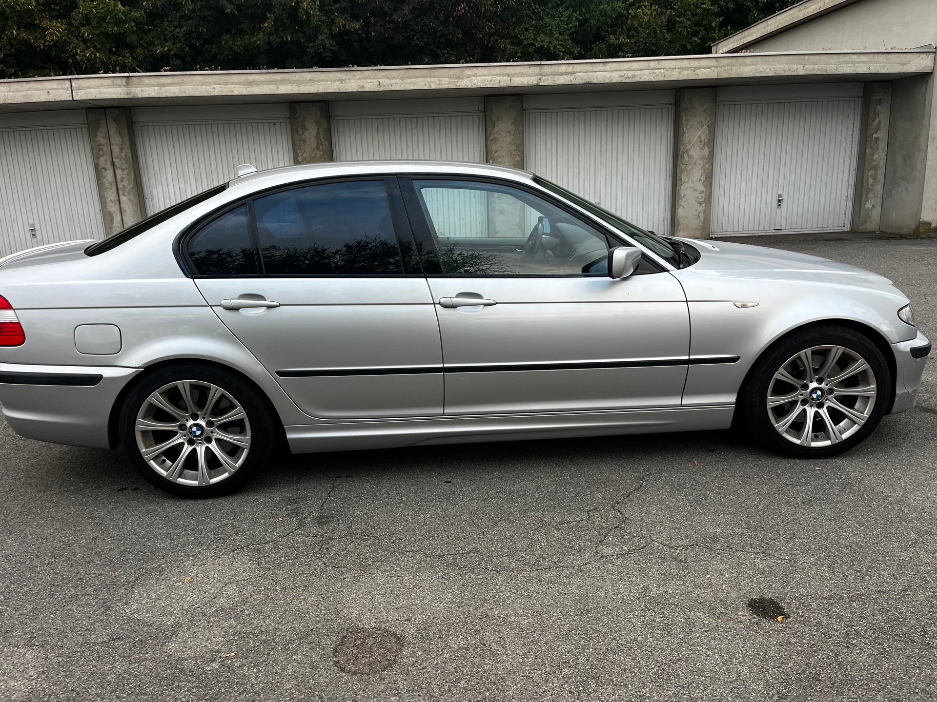 BMW 330i automatique M sport.-paket-image-2