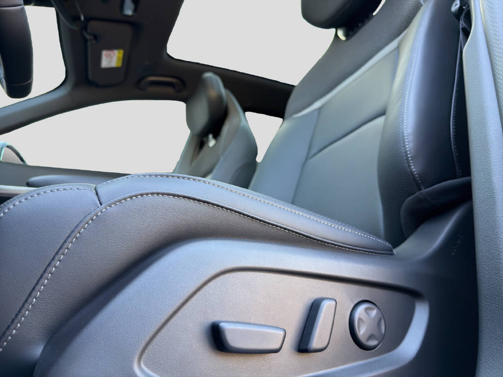 MAZDA CX-6e Takumi BK 21''-image-4