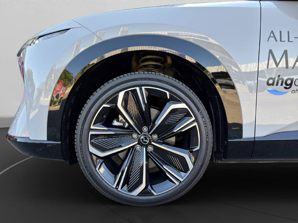 MAZDA CX-6e Takumi BK 21''-image-9