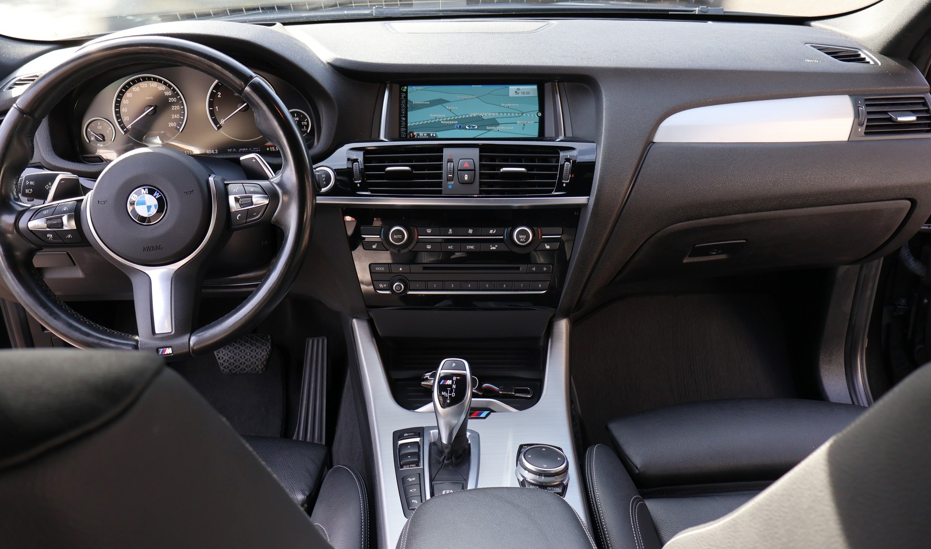 BMW X4 M 40i Steptronic-image-13