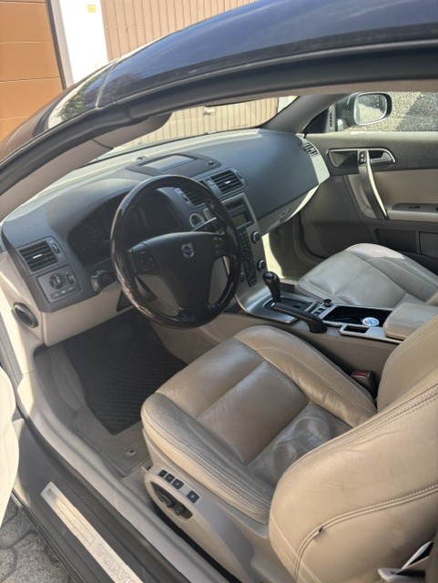 VOLVO 2.5 20V T5 230 Momentum-image-1