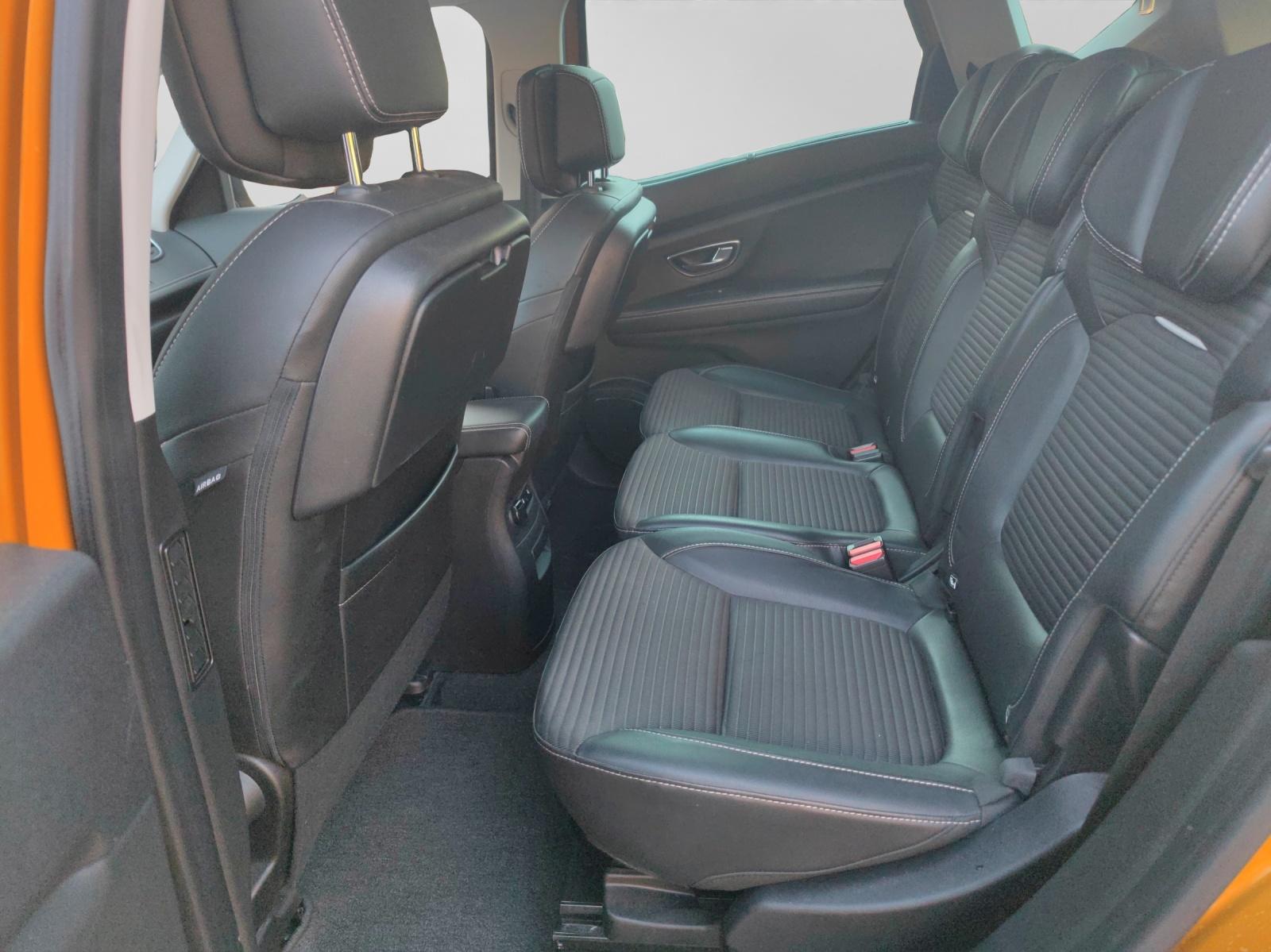 RENAULT Scénic 1.6 dCi 160 Bose EDC-image-9