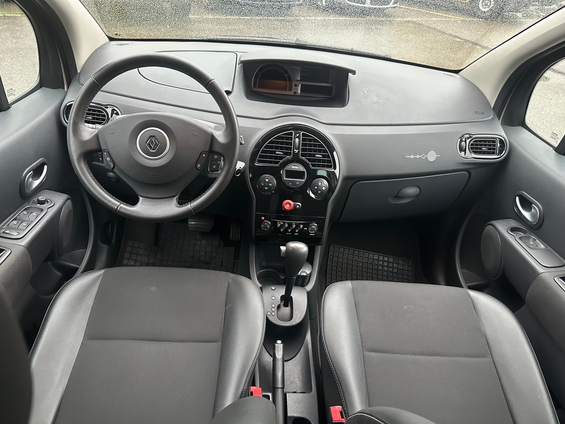 RENAULT Modus 1.6 16V Yahoo Automatic-image-8
