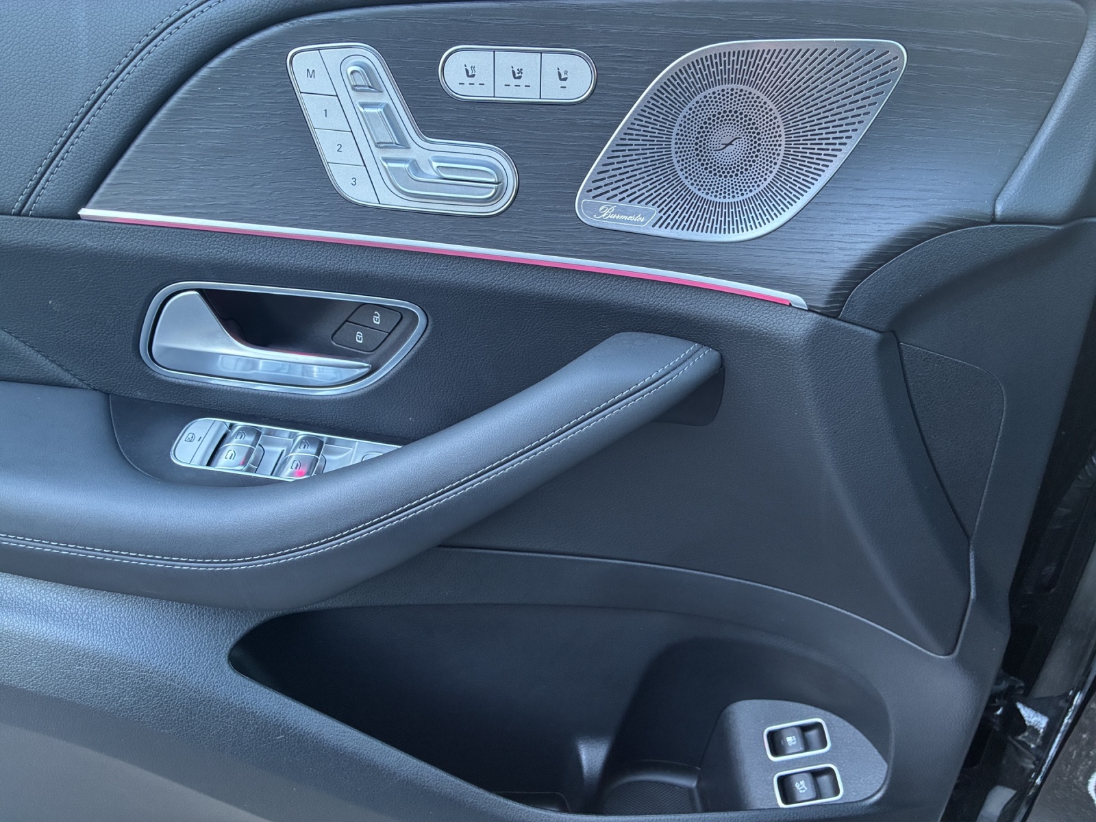 MERCEDES-BENZ GLE 400 e EQ Hybrid 4Matic 9G-Tronic EQ Star-image-12