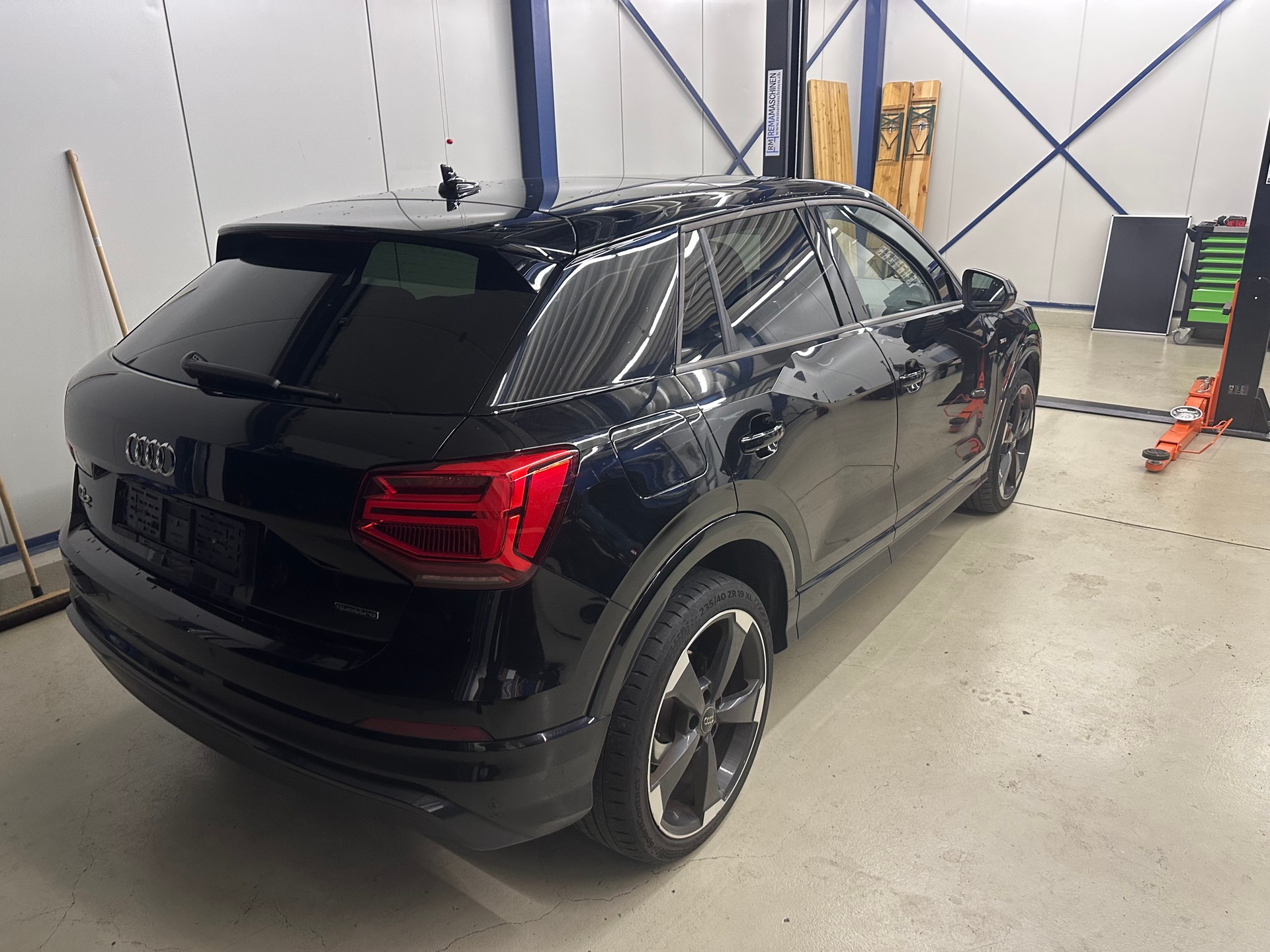 AUDI Q2 40 TFSI Sport quattro S-tronic-image-5