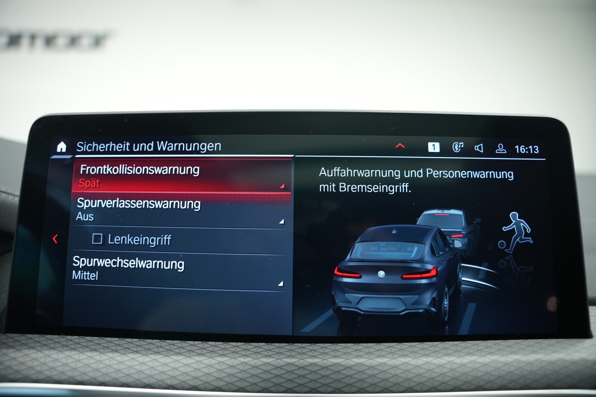 BMW X4M xDrive M Competition Steptronic *CH-Fahrzeug*-image-33