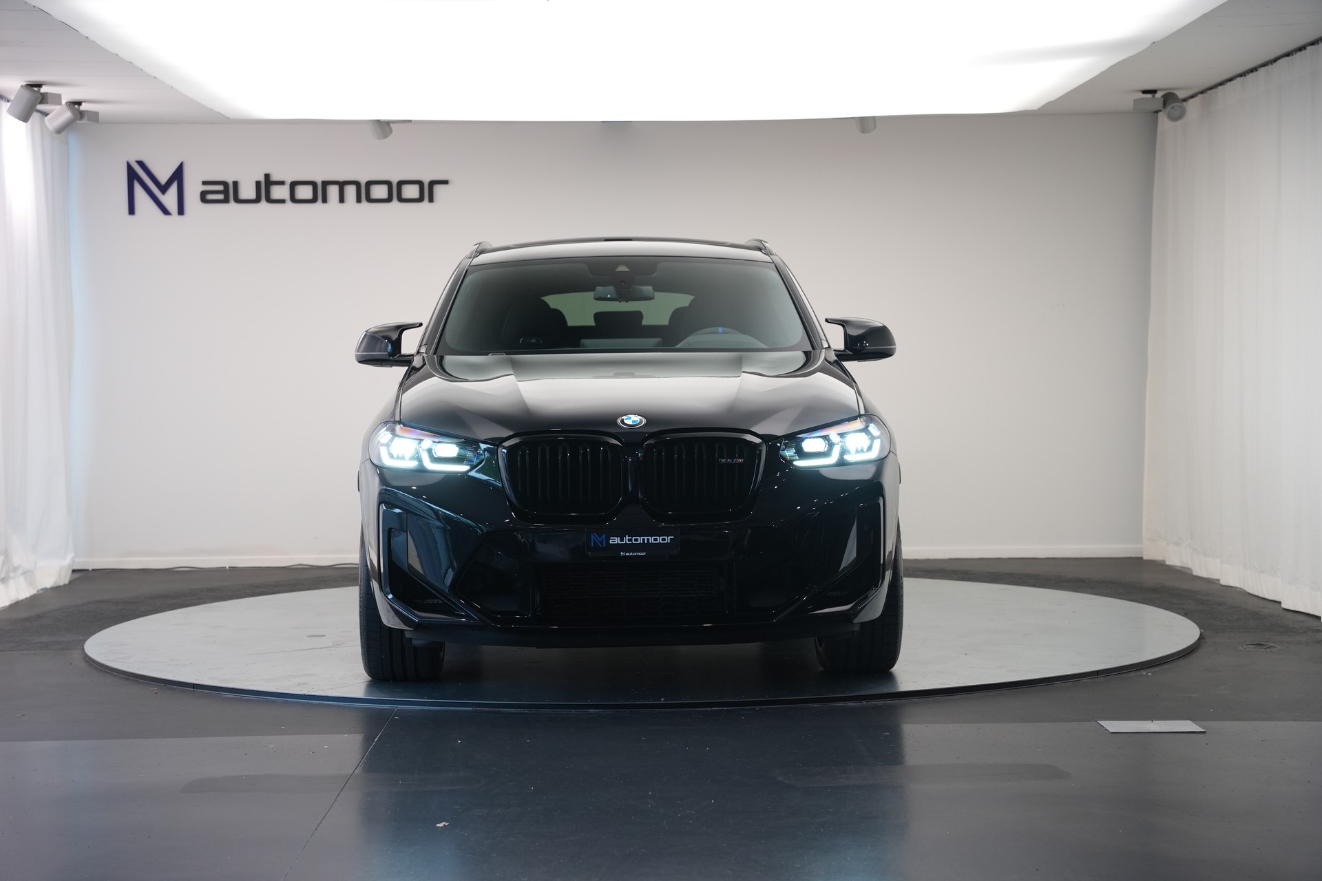 BMW X4M xDrive M Competition Steptronic *CH-Fahrzeug*-image-1