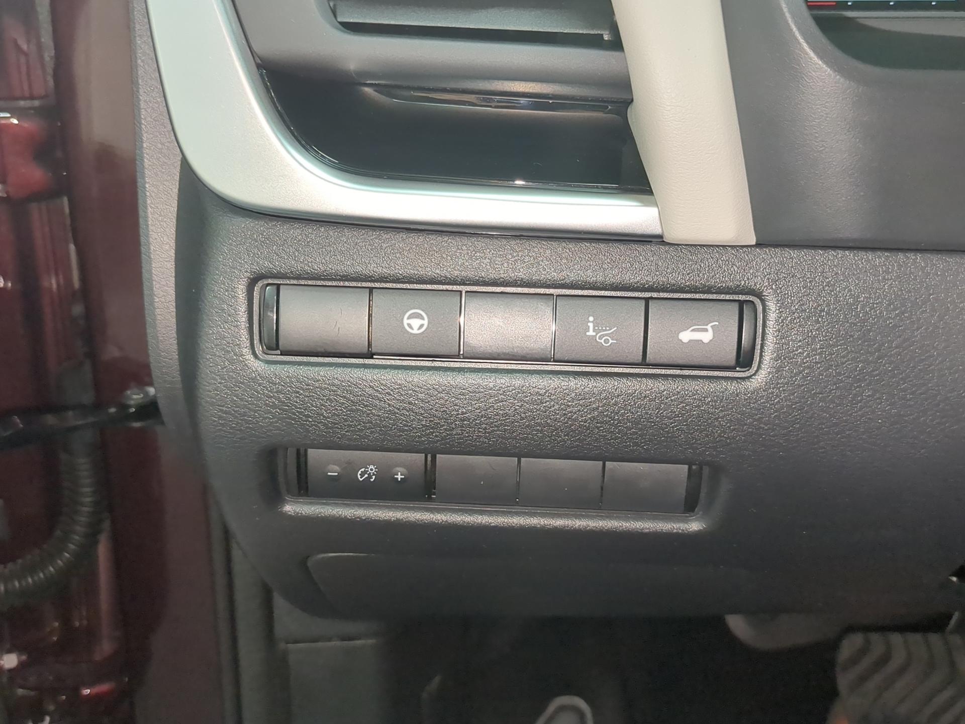 NISSAN Qashqai 1.5 VC-T e-Power Tekna-image-19