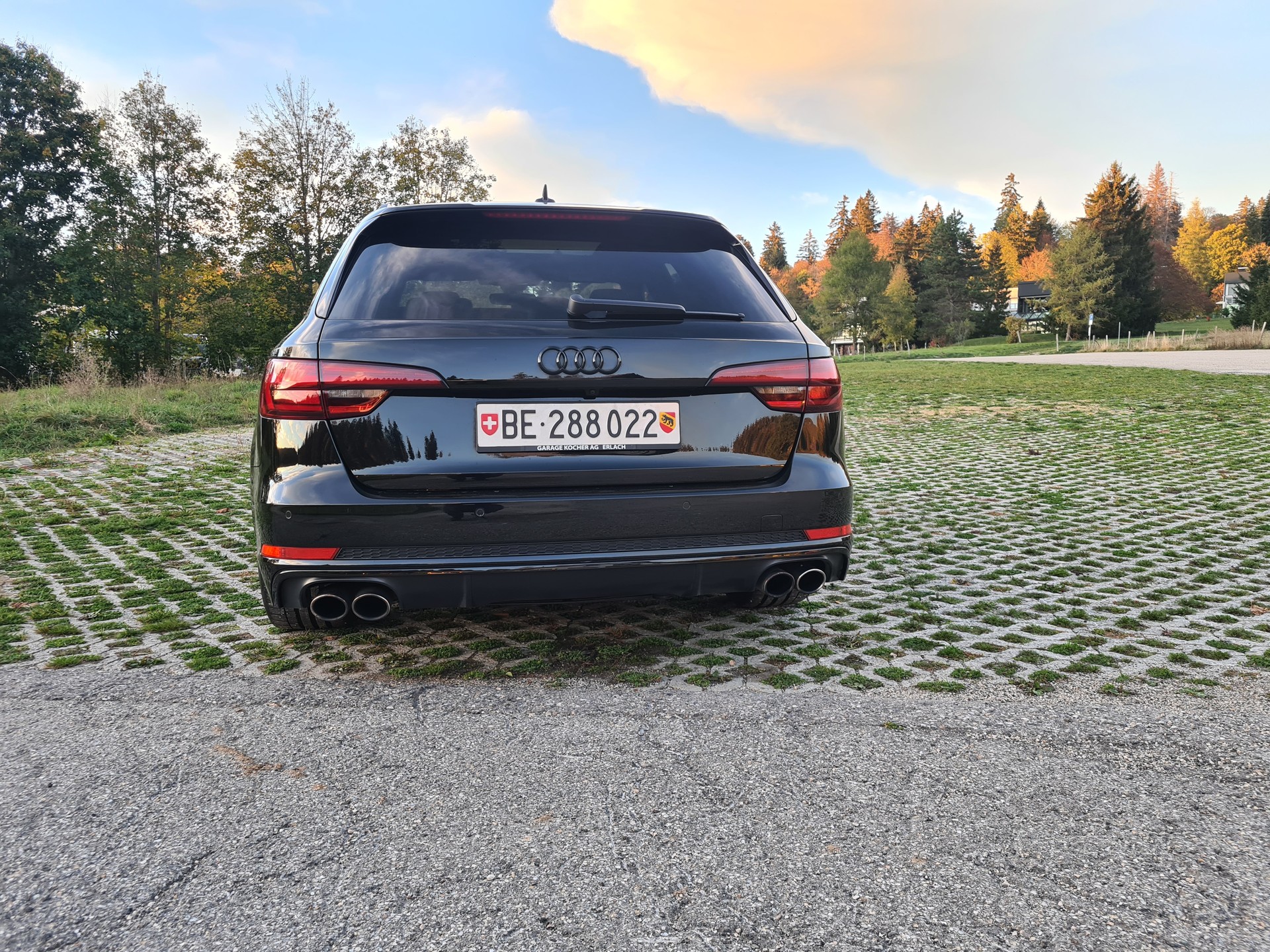 AUDI 3.0 V6 TFSI quattro S-Tronic-image-6