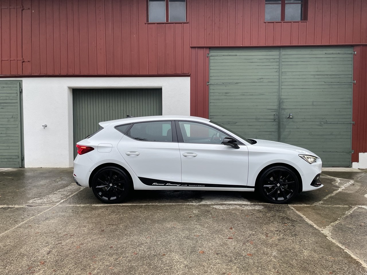 SEAT Leon 1.5 eTSI mHEV DSG Hola FR-image-3