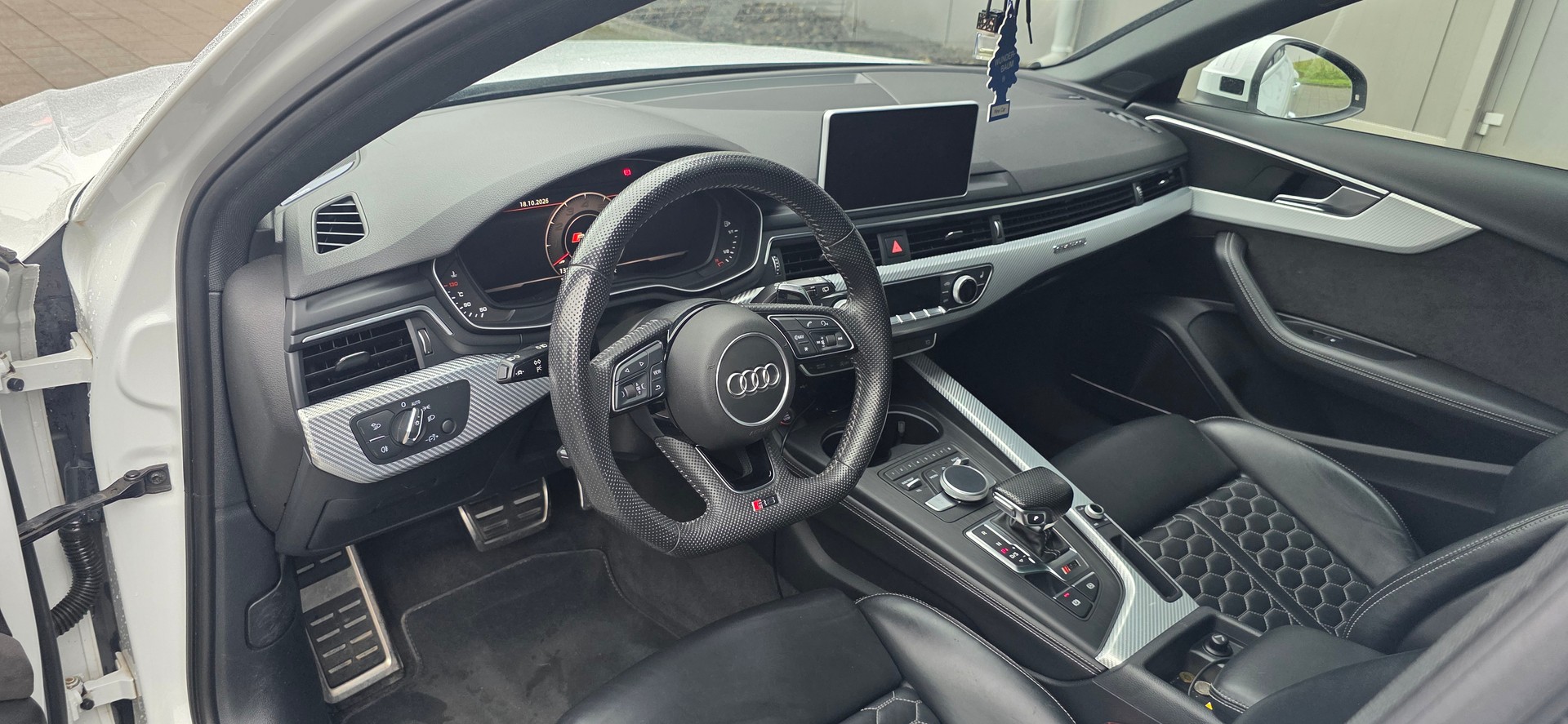 AUDI 2.9 V6 TFSI quattro T-Tronic-image-4