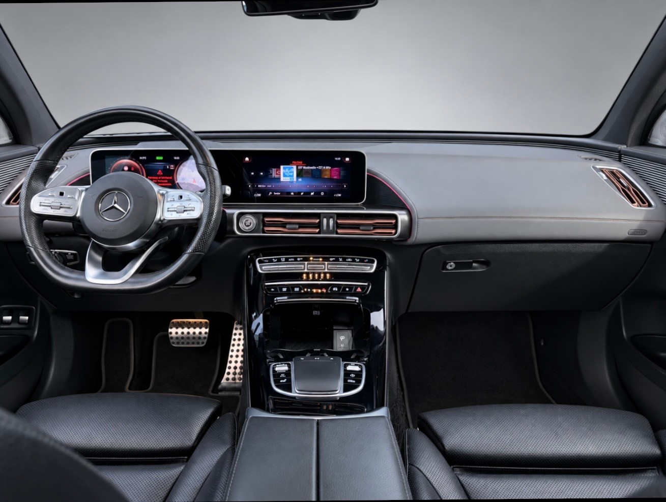 MERCEDES-BENZ EQC 400 4Matic EQ Star-image-6