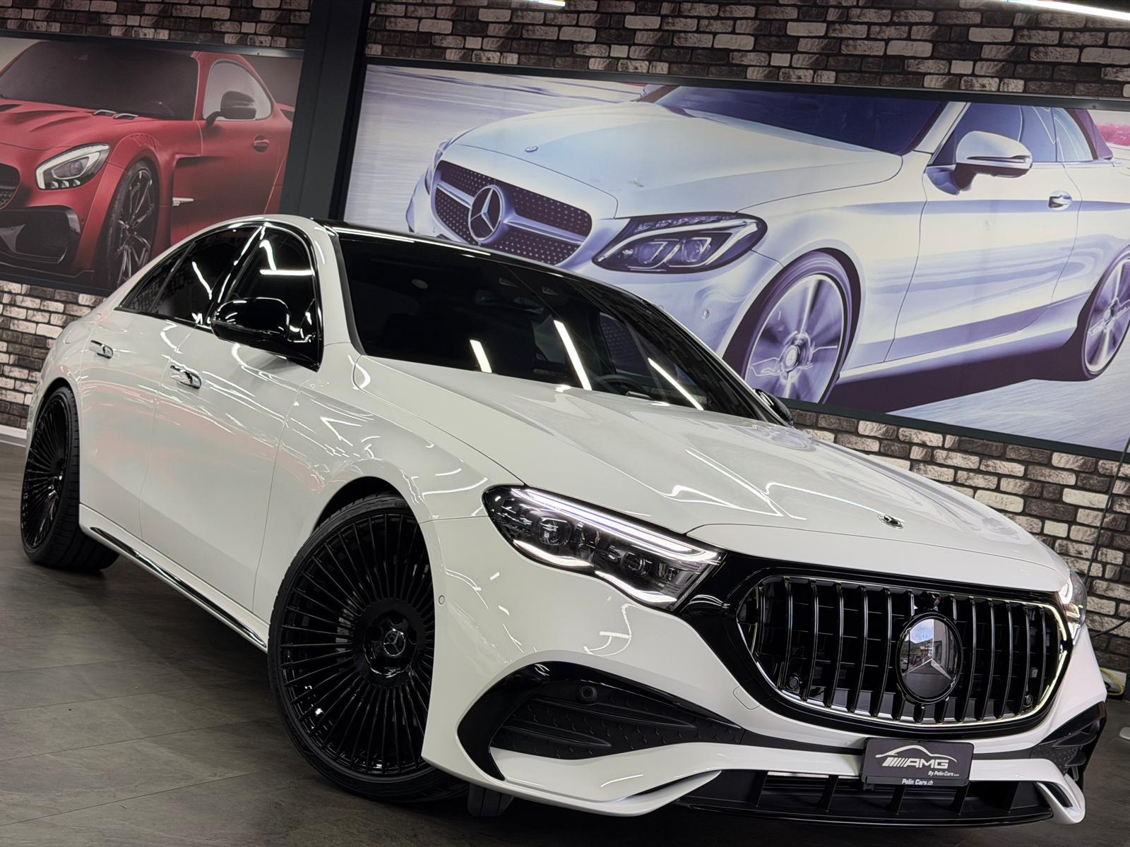 MERCEDES-BENZ E 200 AMG Bodykit 9G-Tronic Limited White&Black Performance 5 Jahre Werksgarantie & Gratisservice-showroom-element-1