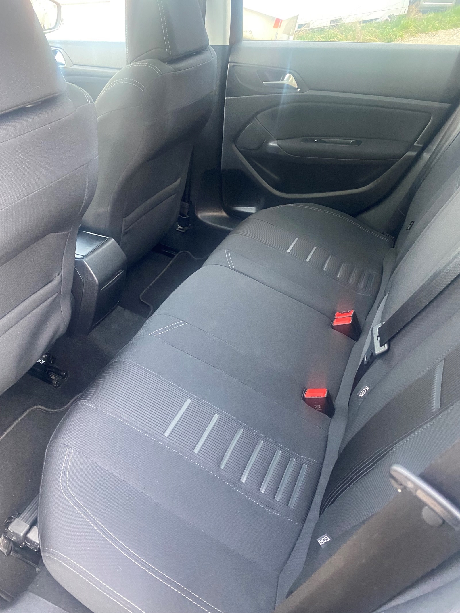 PEUGEOT 308 SW 1.2 THP Allure Automatic-image-8