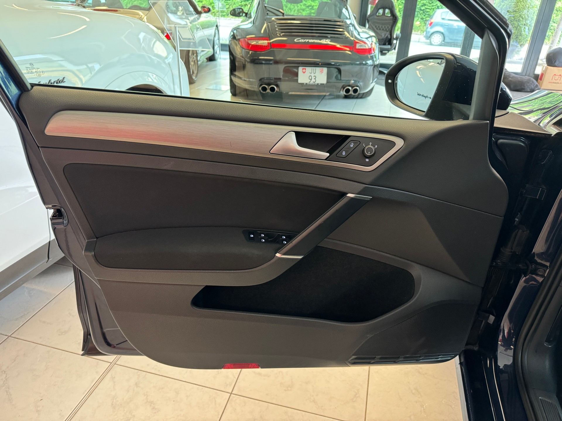 VW Golf 1.6 TDI Comfortline 4Motion 🇨🇭-image-5