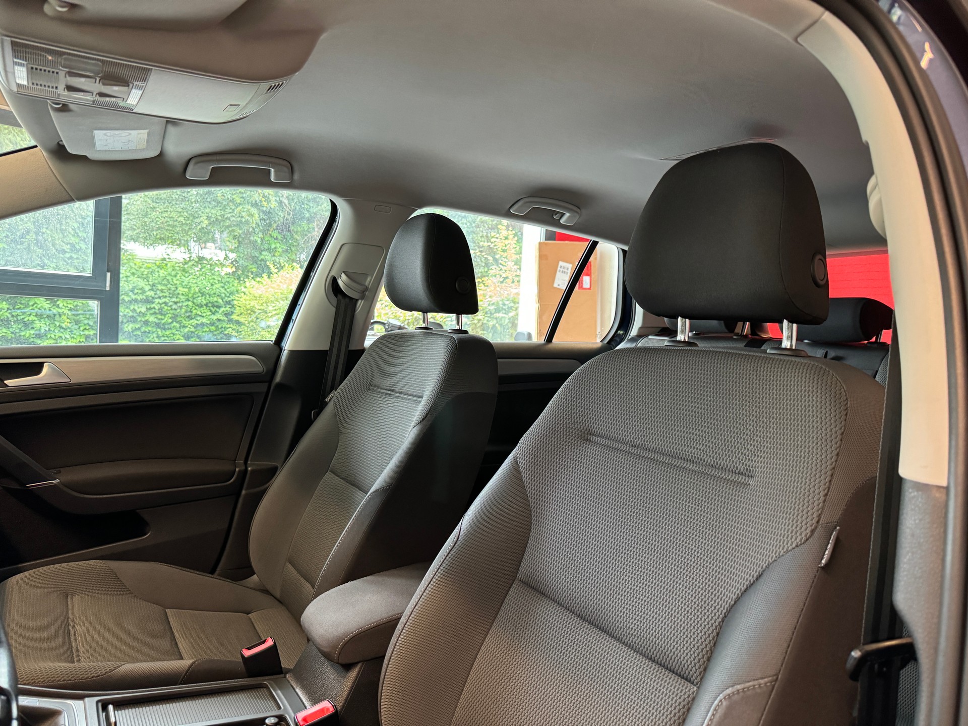 VW Golf 1.6 TDI Comfortline 4Motion 🇨🇭-image-6