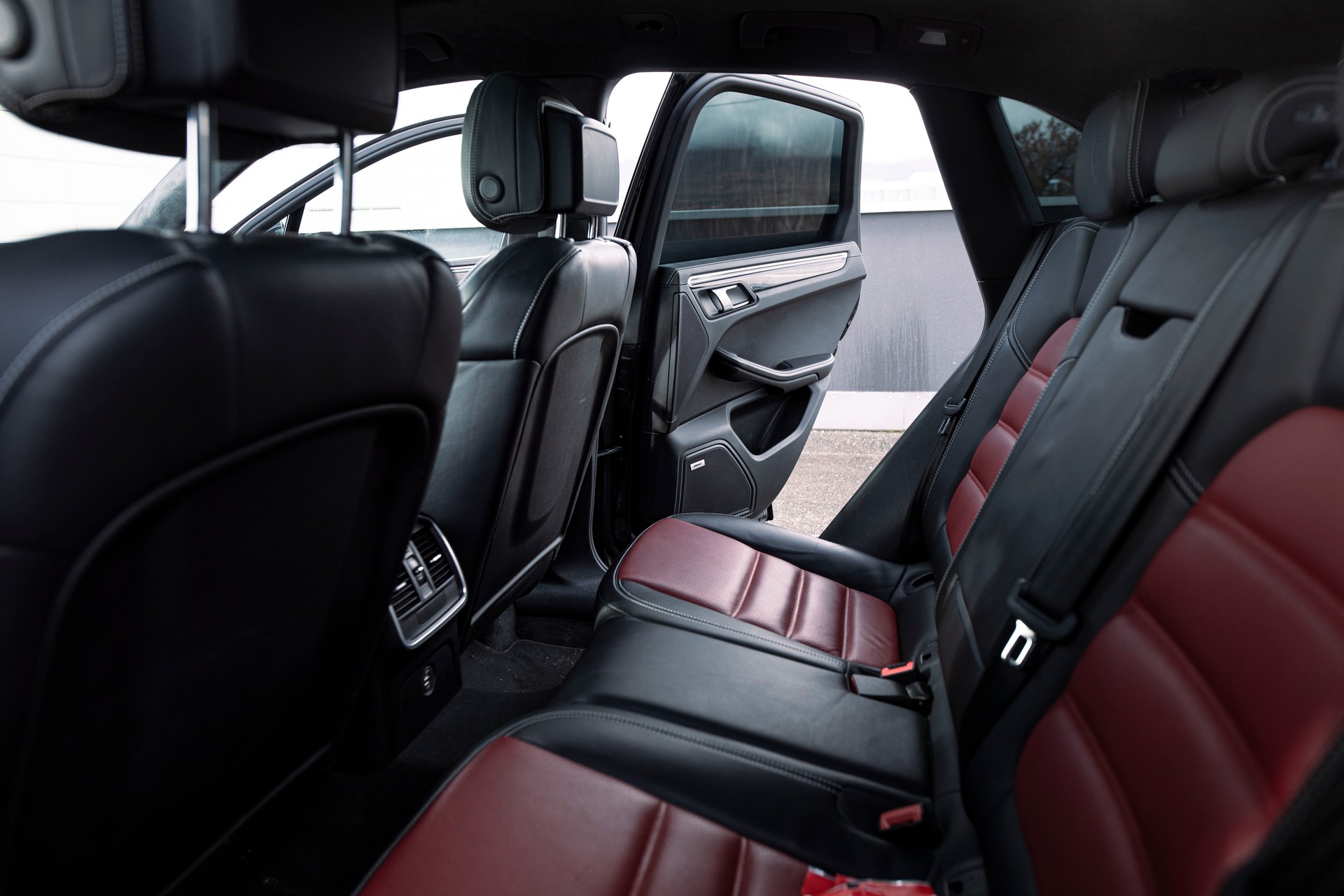 PORSCHE Macan Turbo Exclusive Performance Edition PDK-image-13