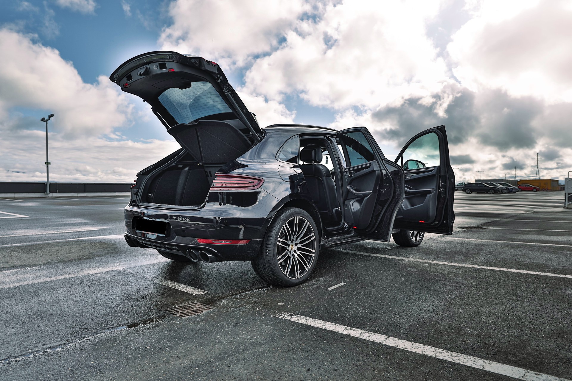 PORSCHE Macan Turbo Exclusive Performance Edition PDK-image-2