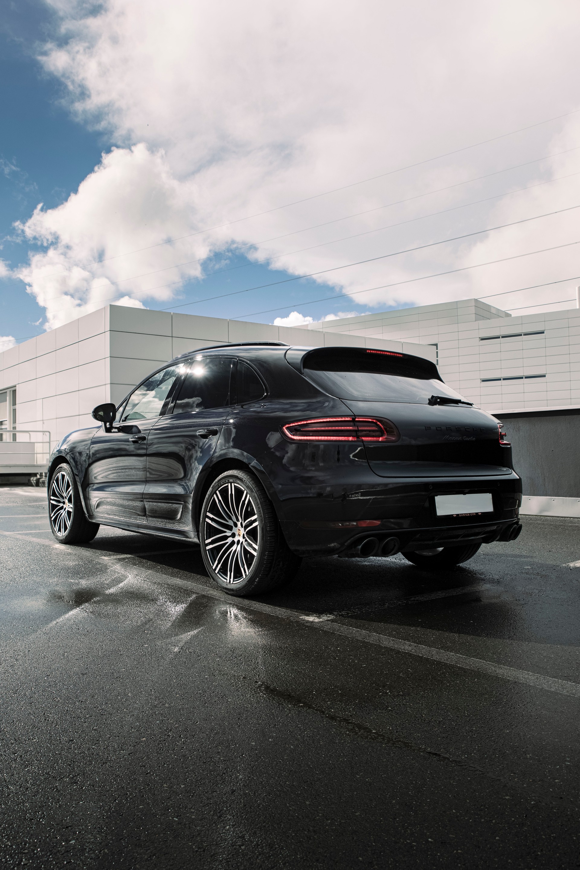 PORSCHE Macan Turbo Exclusive Performance Edition PDK-image-1
