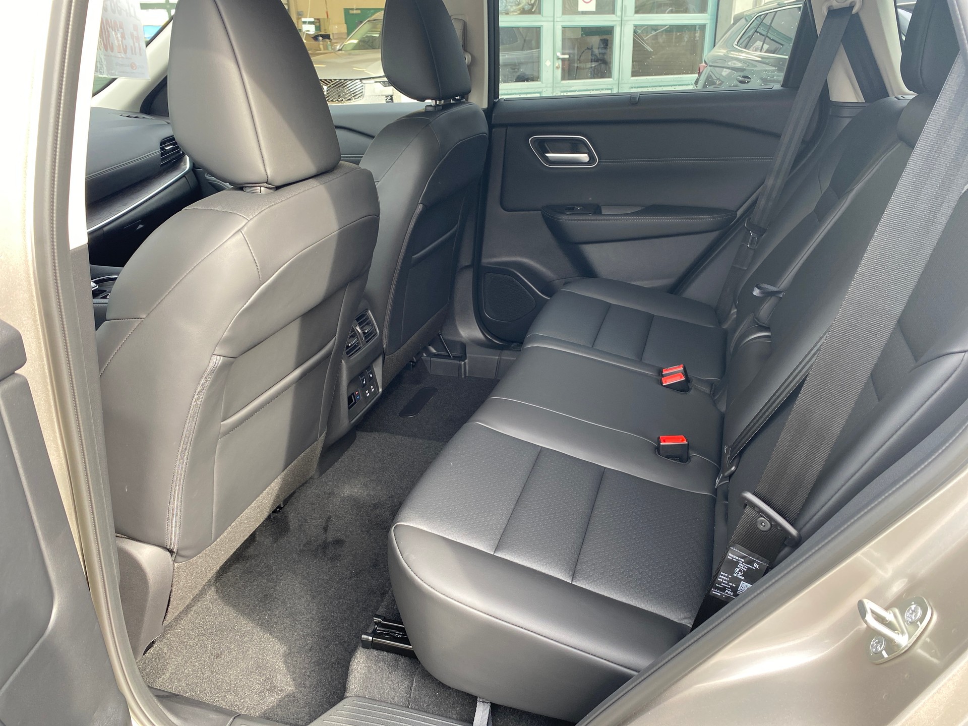 NISSAN X-Trail 1.5 VC-T e-Power 4WD 7 Sitze Tekna-image-15