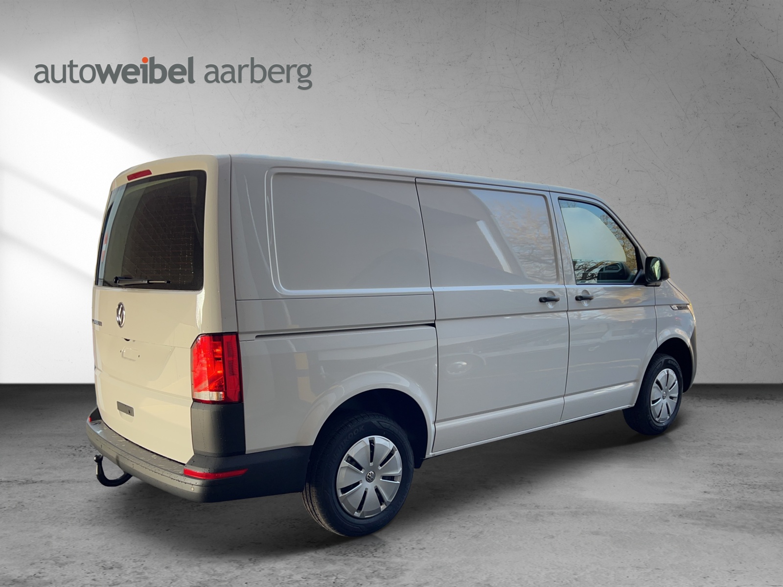 VW T6.1 2.0 TDI Entry-showroom-element-1
