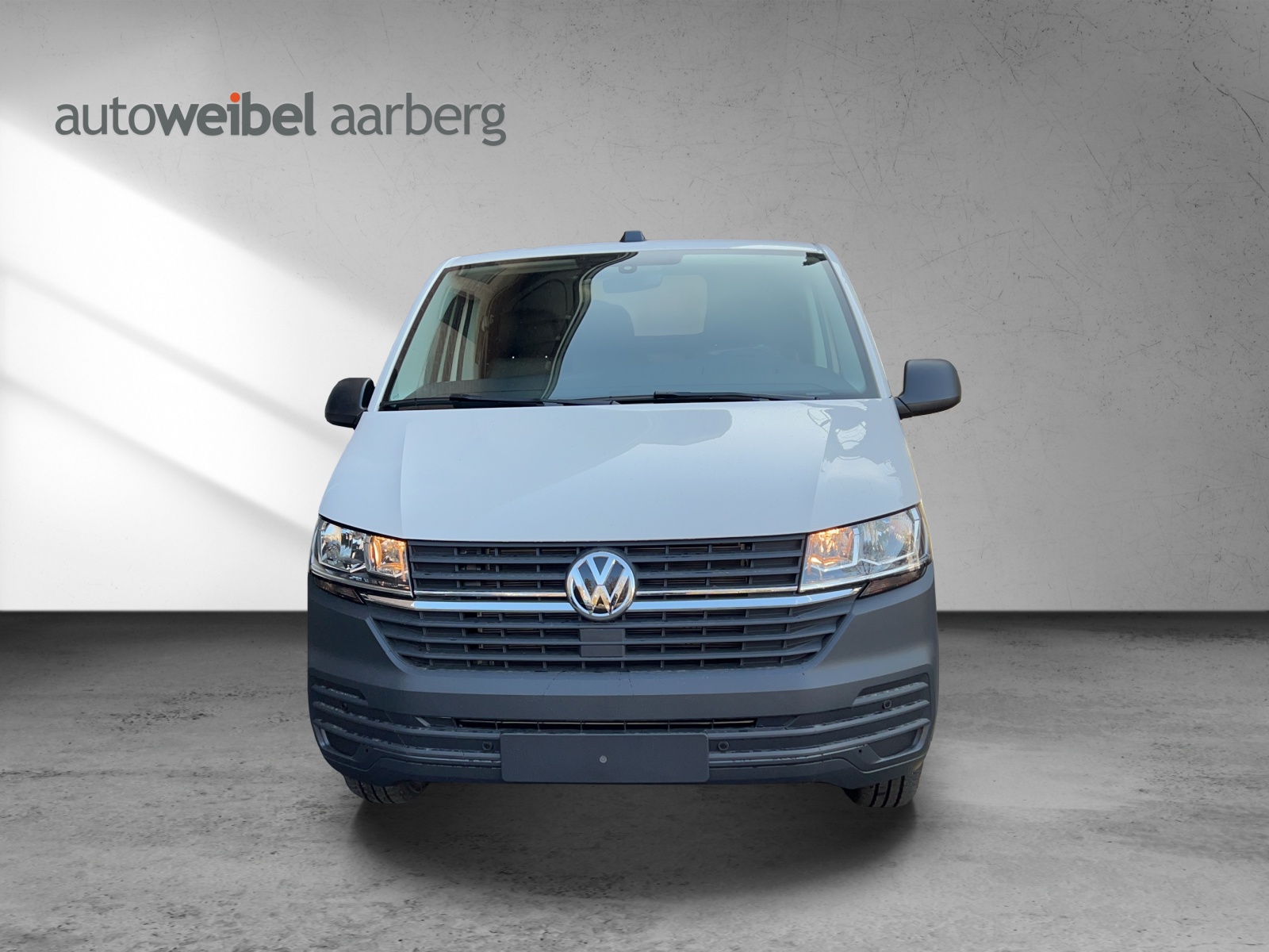 VW T6.1 2.0 TDI Entry-image-5