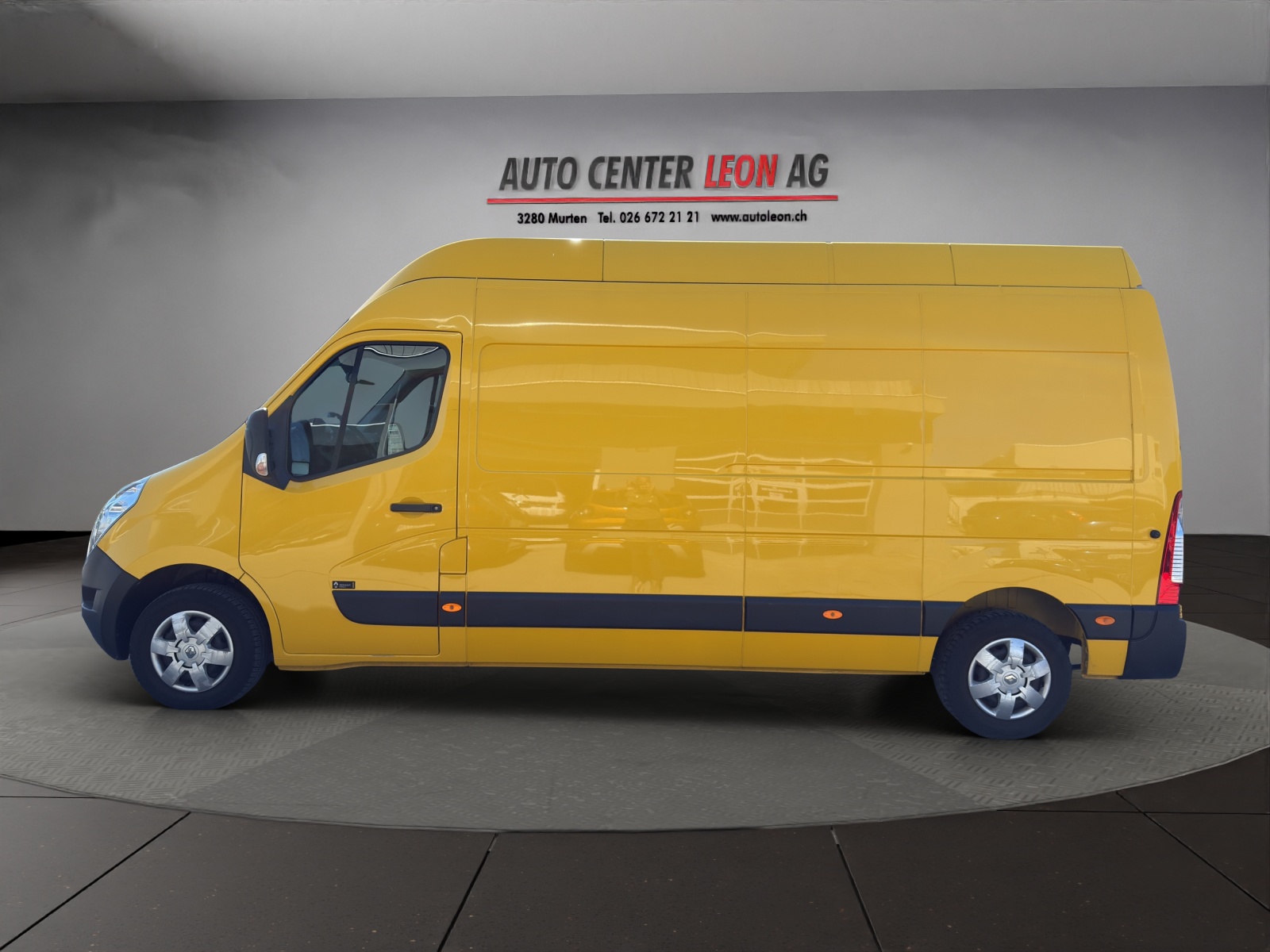 RENAULT Master T35 2.3dCi 130 L3H3-image-2