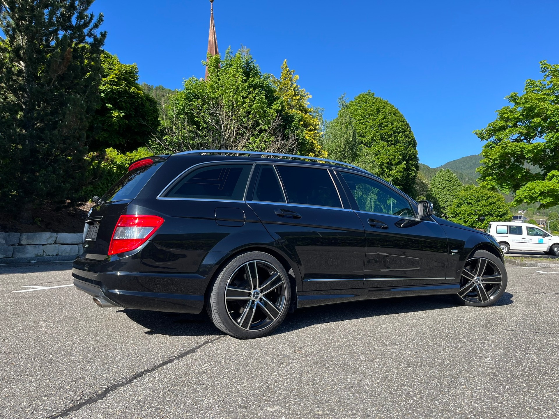MERCEDES-BENZ C 230 Avantgarde 7G-Tronic-image-5