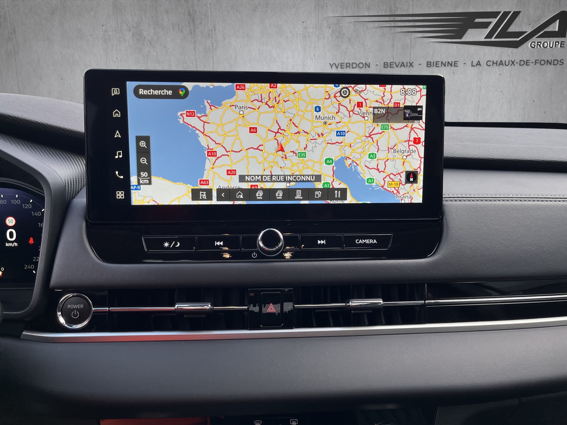 MITSUBISHI OUTLANDER 2.4 PHEV Instyle 4x4-image-9