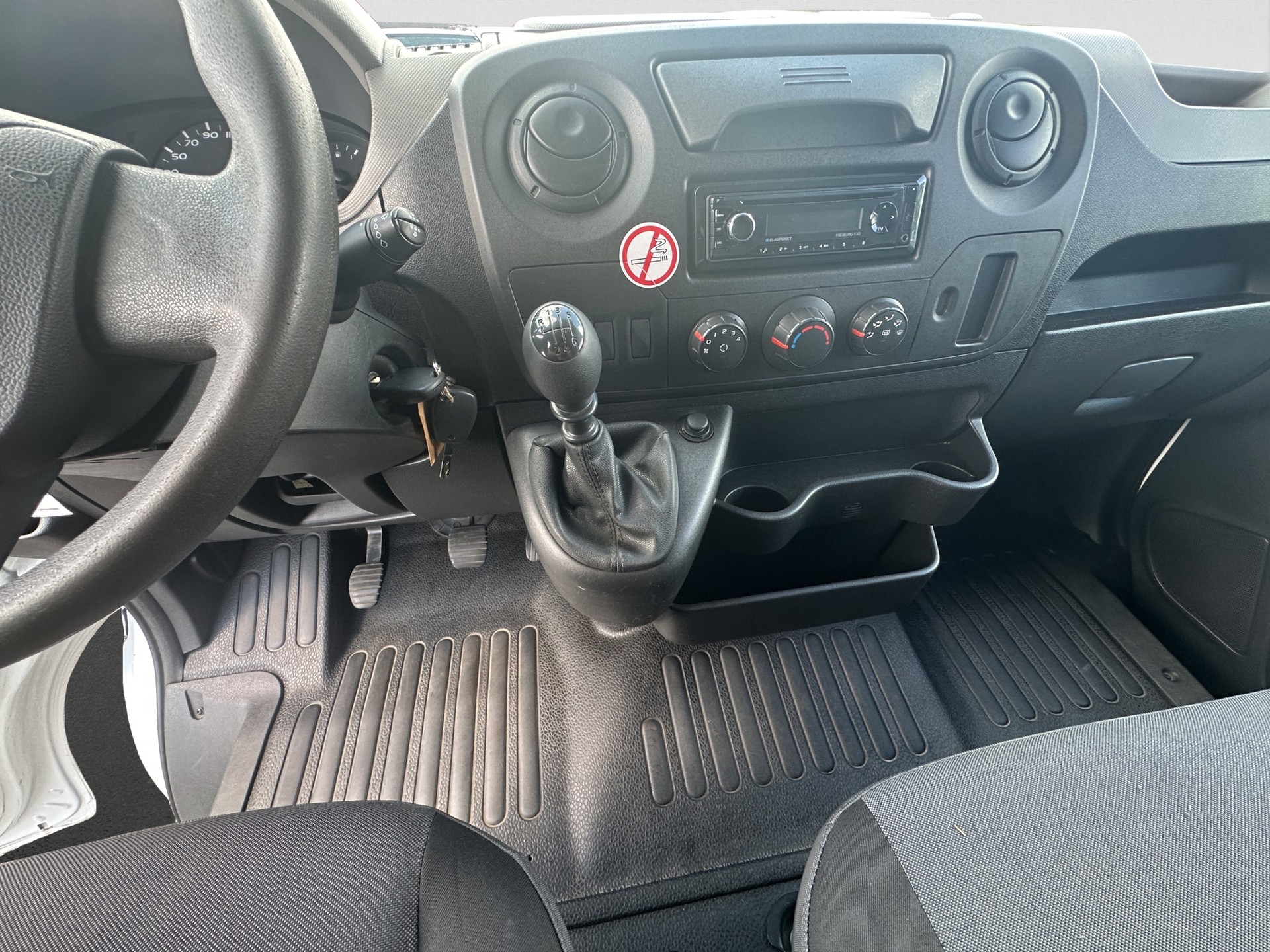 NISSAN NV400 F28.11 L1H1 FWD Pro-image-11