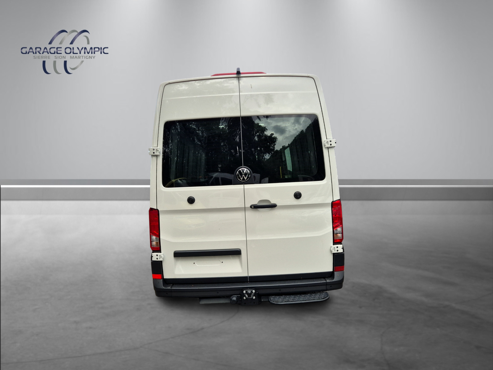 VW Crafter 35 2.0 BiTDI L4 4Motion A-image-11