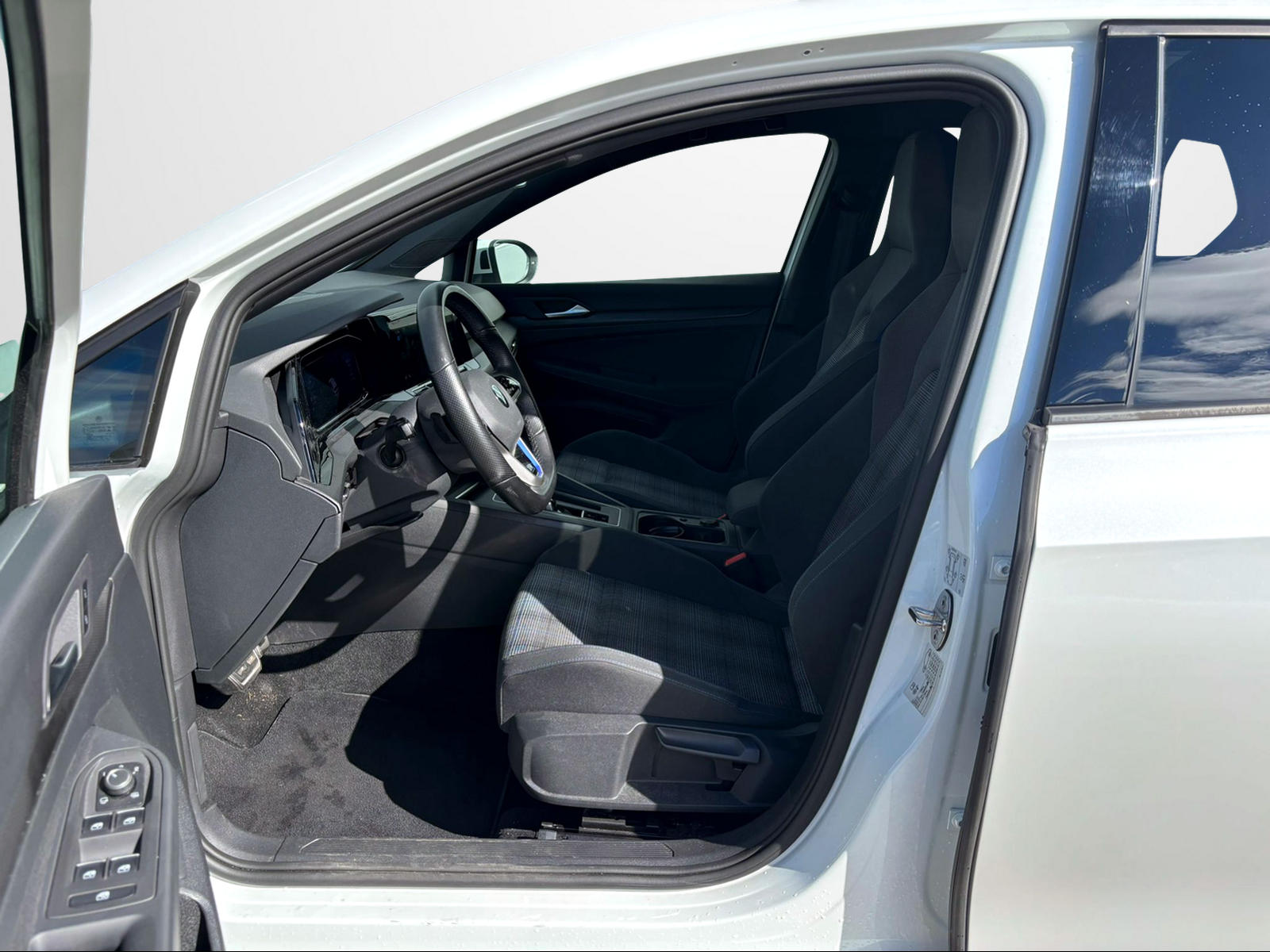 VW Golf 1.4 TSI PHEV GTE-image-4