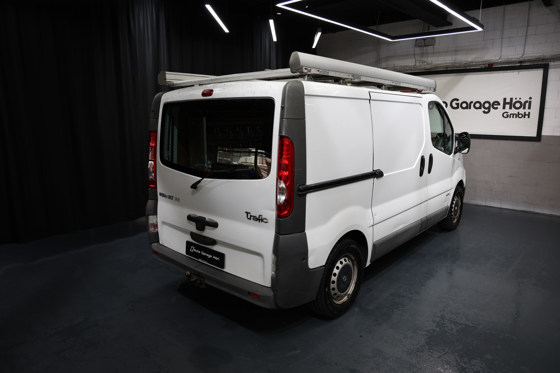 RENAULT Trafic 2.0 dCi 115 2.9t L2H1 ̈Klima Sortimo-showroom-element-1