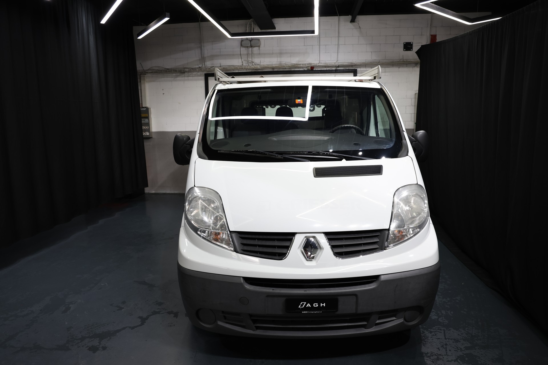 RENAULT Trafic 2.0 dCi 115 2.9t L2H1 ̈Klima Sortimo-image-11