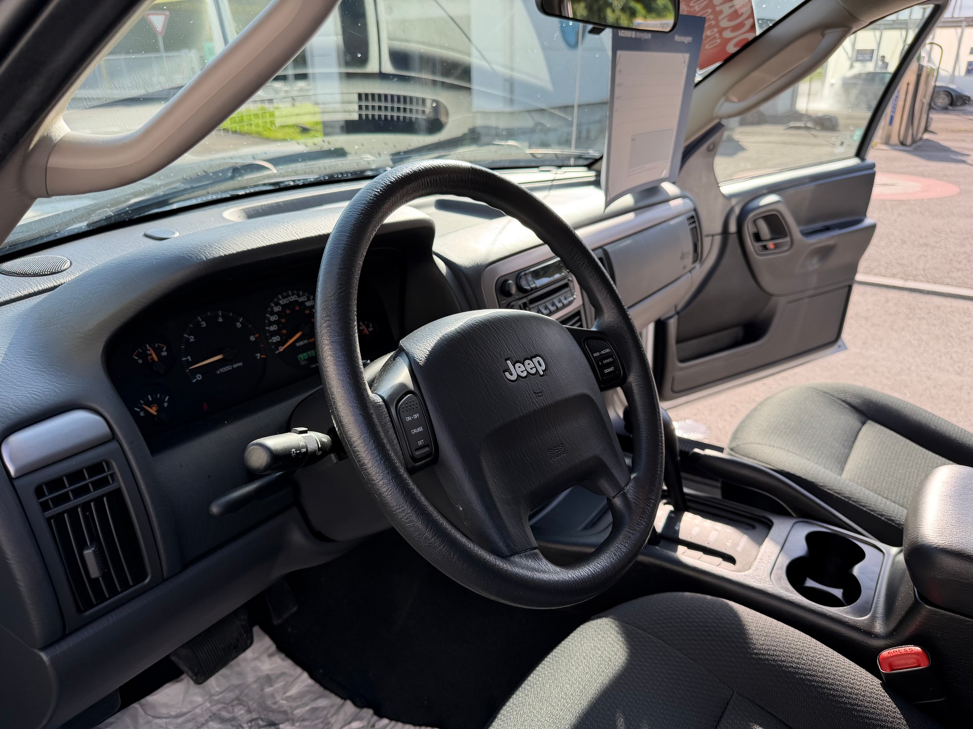 JEEP CHEROKEE 4.0 — 4x4-image-30