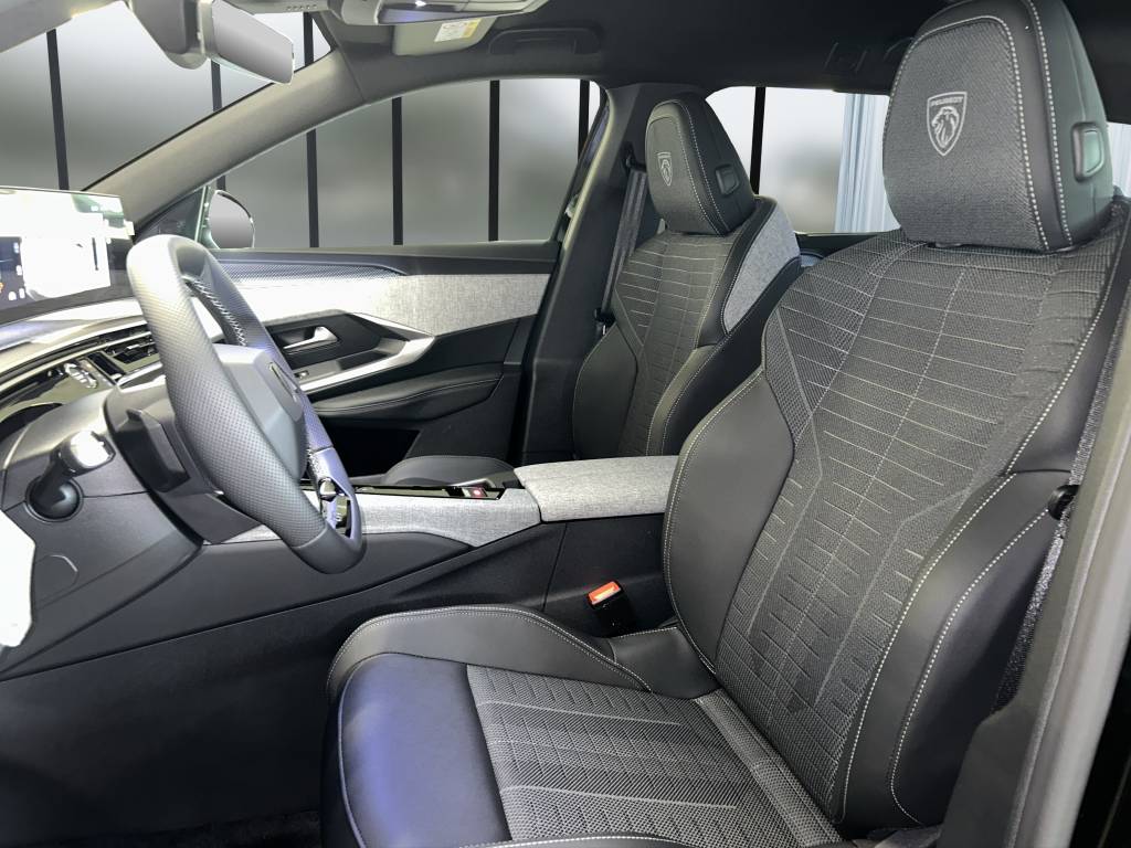 PEUGEOT 5008 145 Hybrid e-DCS6 GT-image-7