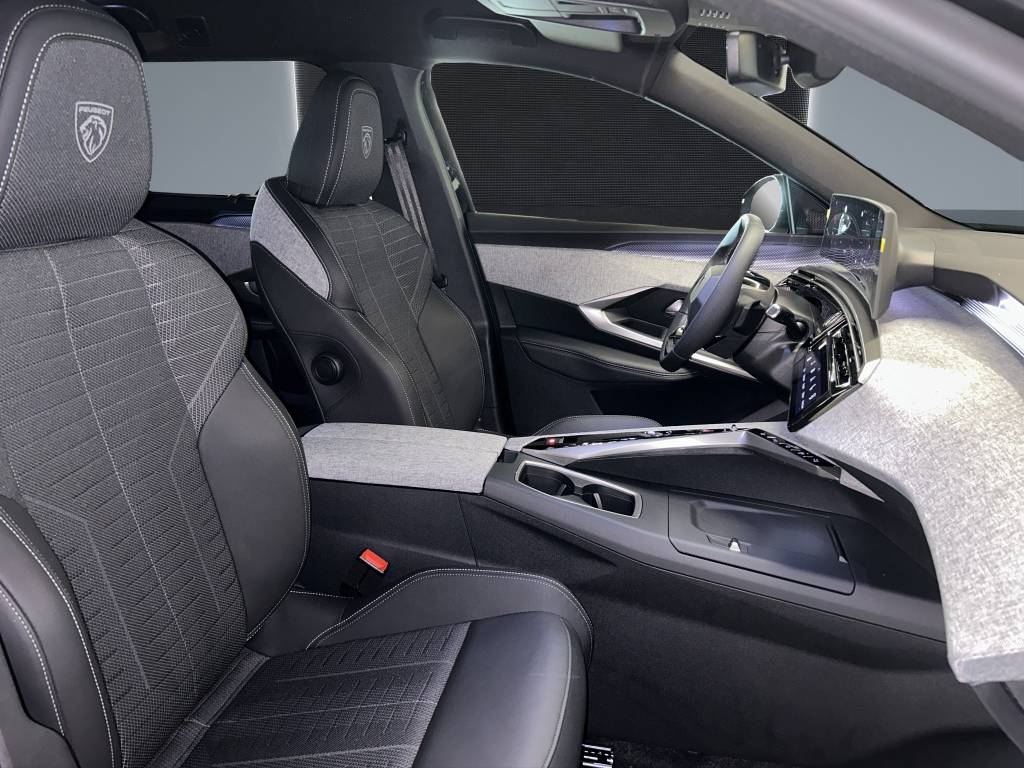 PEUGEOT 5008 145 Hybrid e-DCS6 GT-image-10