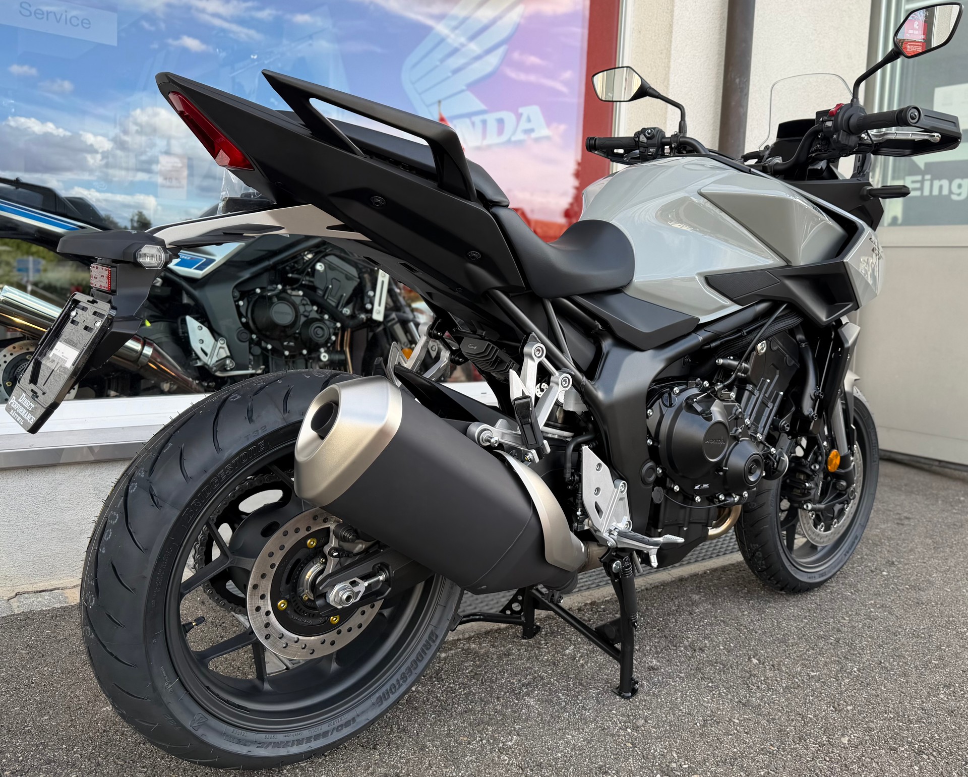HONDA CB 1000 GT neues Modell 2026-showroom-element-3