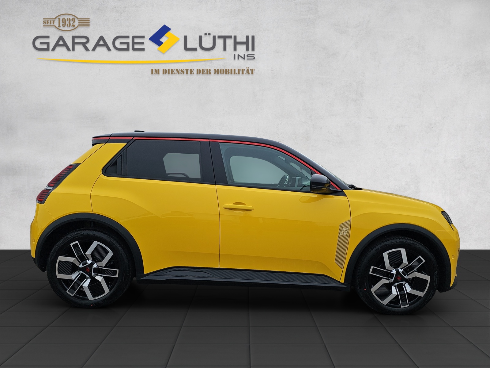 RENAULT R5 E-Tech Comfort Range 52 kWh Techno-image-3