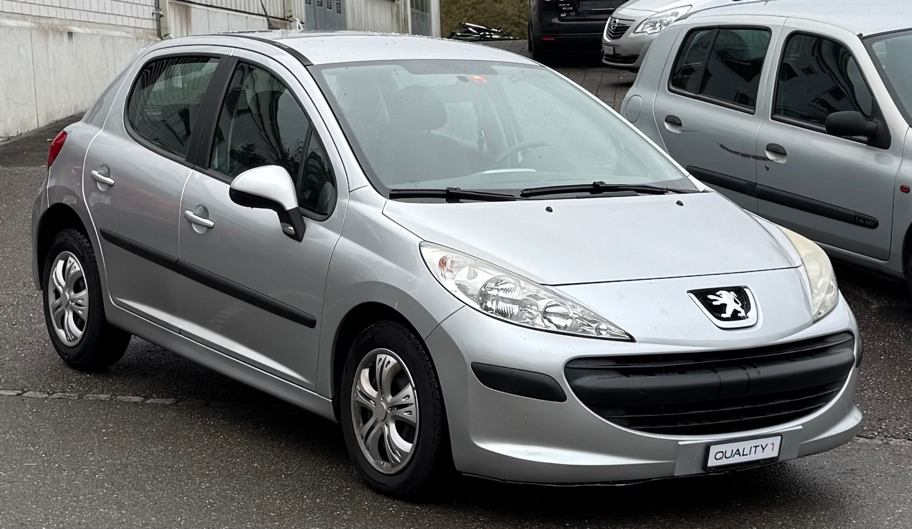 PEUGEOT 207 1.4 16V Trendy-image-10