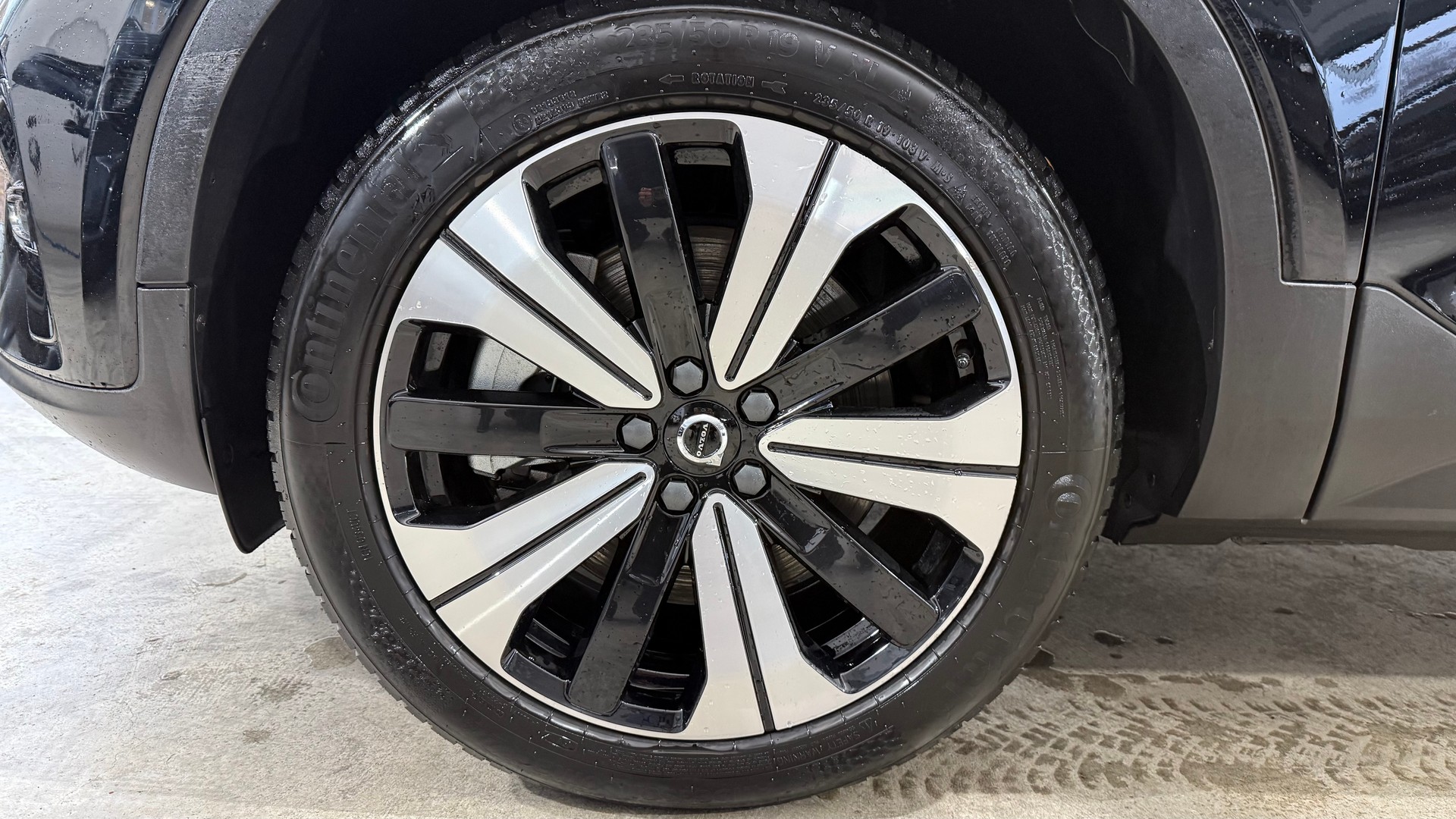 VOLVO XC40 P6 Core-image-7