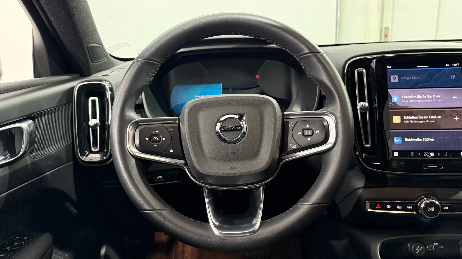 VOLVO XC40 P6 Core-image-13
