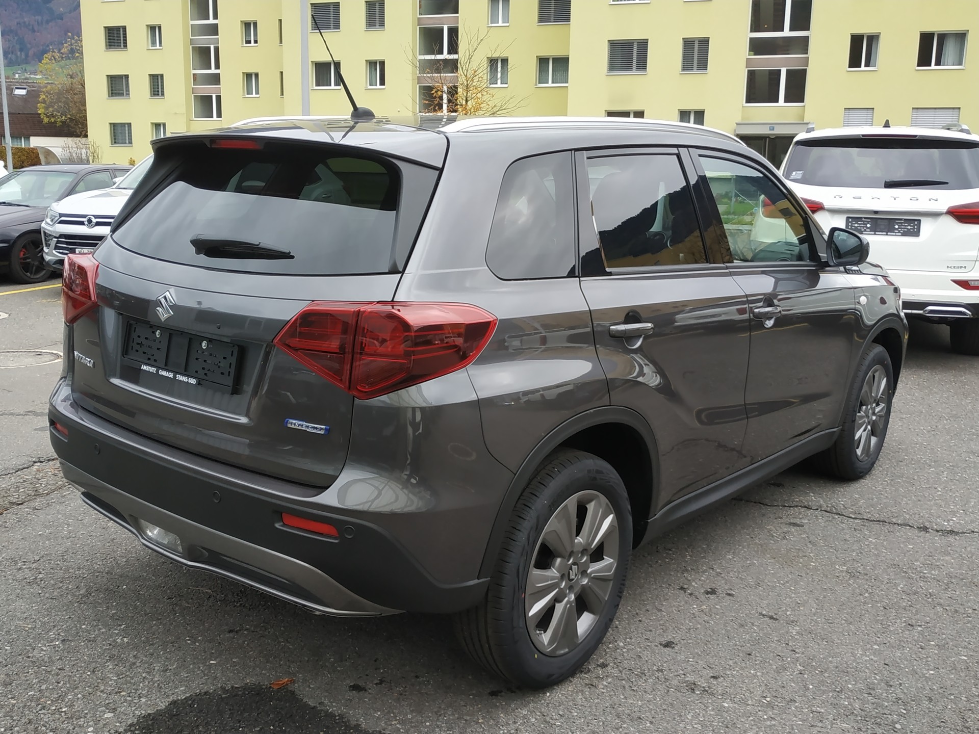 SUZUKI Vitara 1.4 Boosterjet Compact + 4x4 Hybrid-image-6