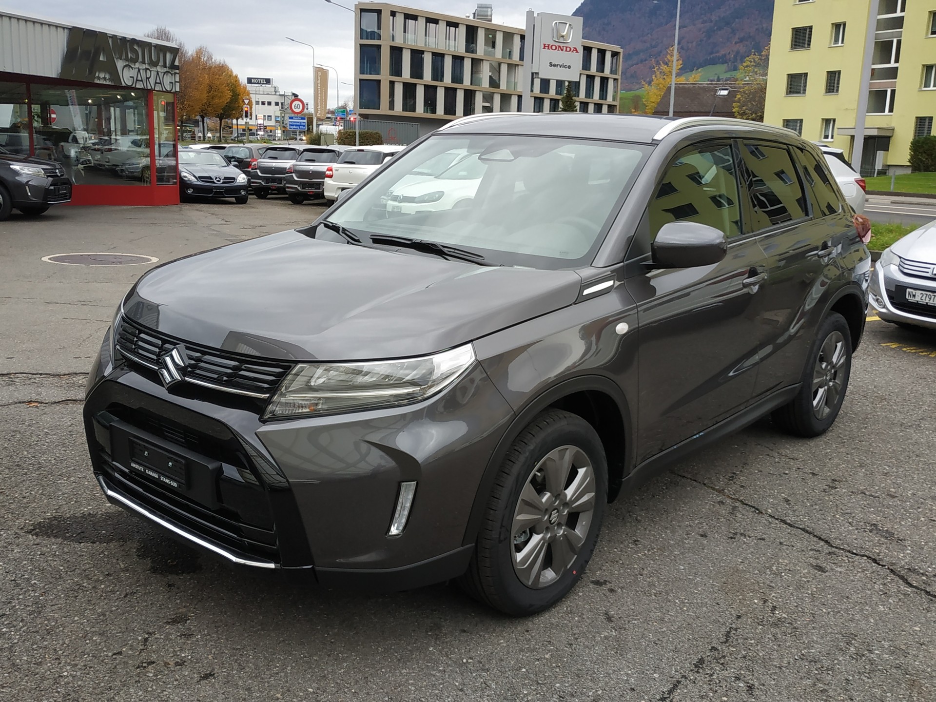 SUZUKI Vitara 1.4 Boosterjet Compact + 4x4 Hybrid-image-2