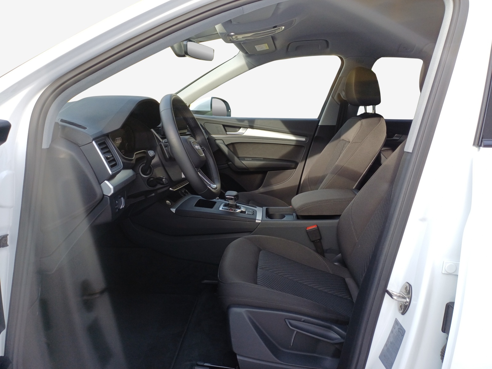 AUDI Q5 50 TFSI e PHEV S line quattro S-tronic-image-7
