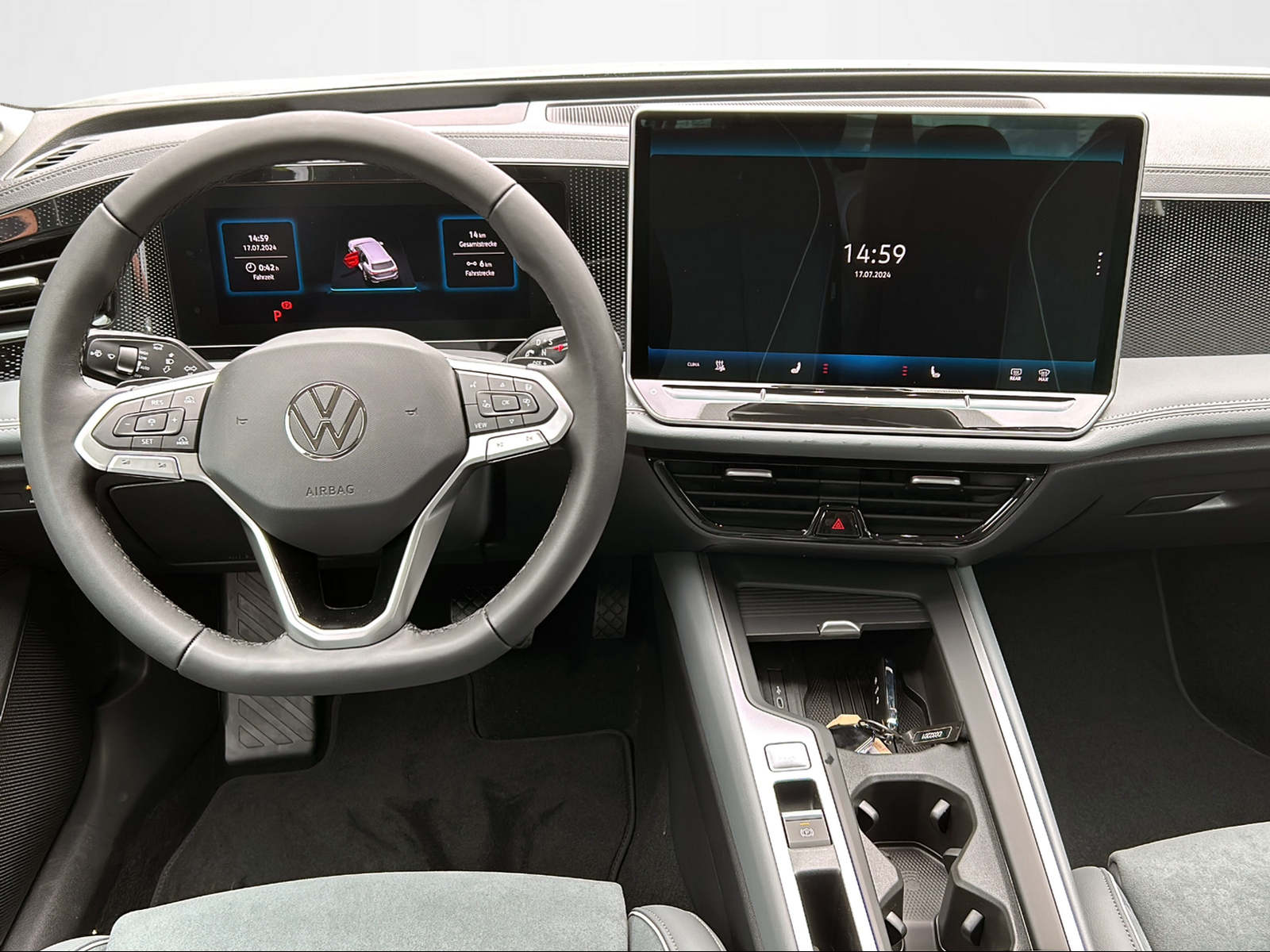 VW Passat Variant Business 1.5 TSI Plug-In-Hybrid GTE DSG-image-11