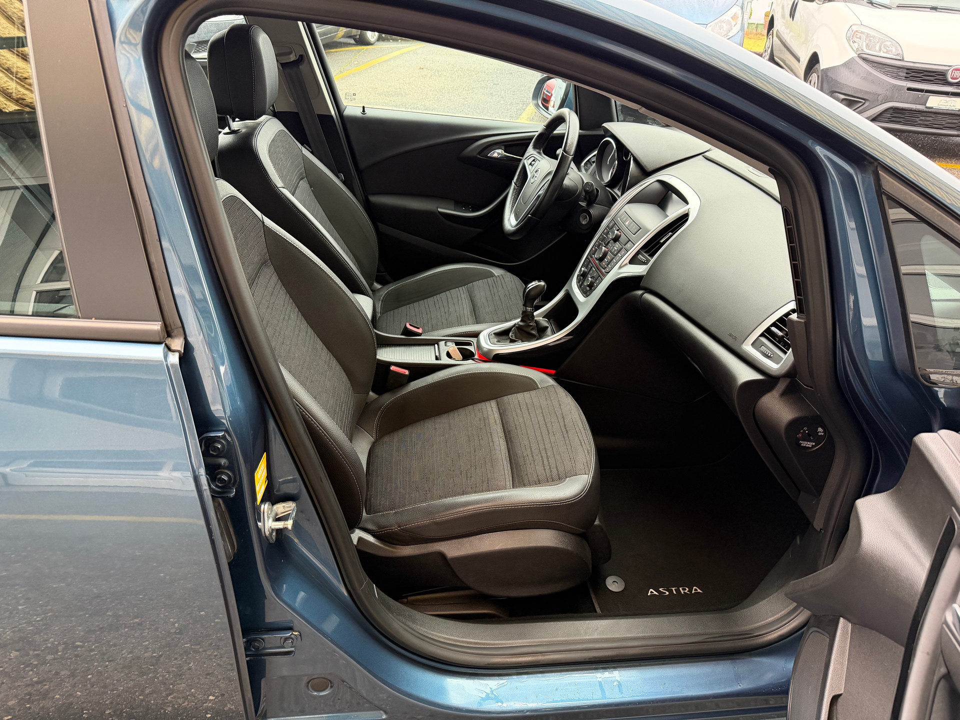 OPEL Astra 1.6 CDTi ecoFLEX Drive-image-10