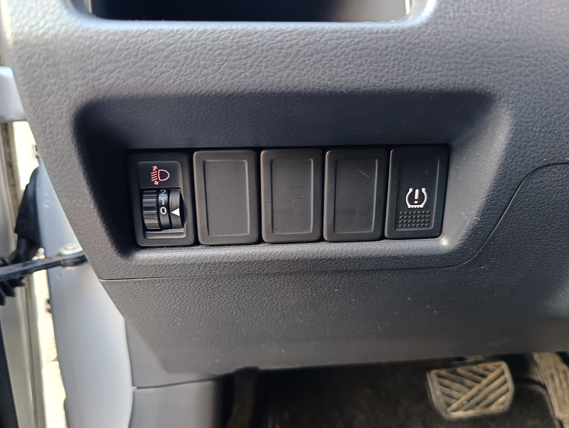 SUZUKI Celerio 1.0 Sergio Cellano Top AGS-image-9