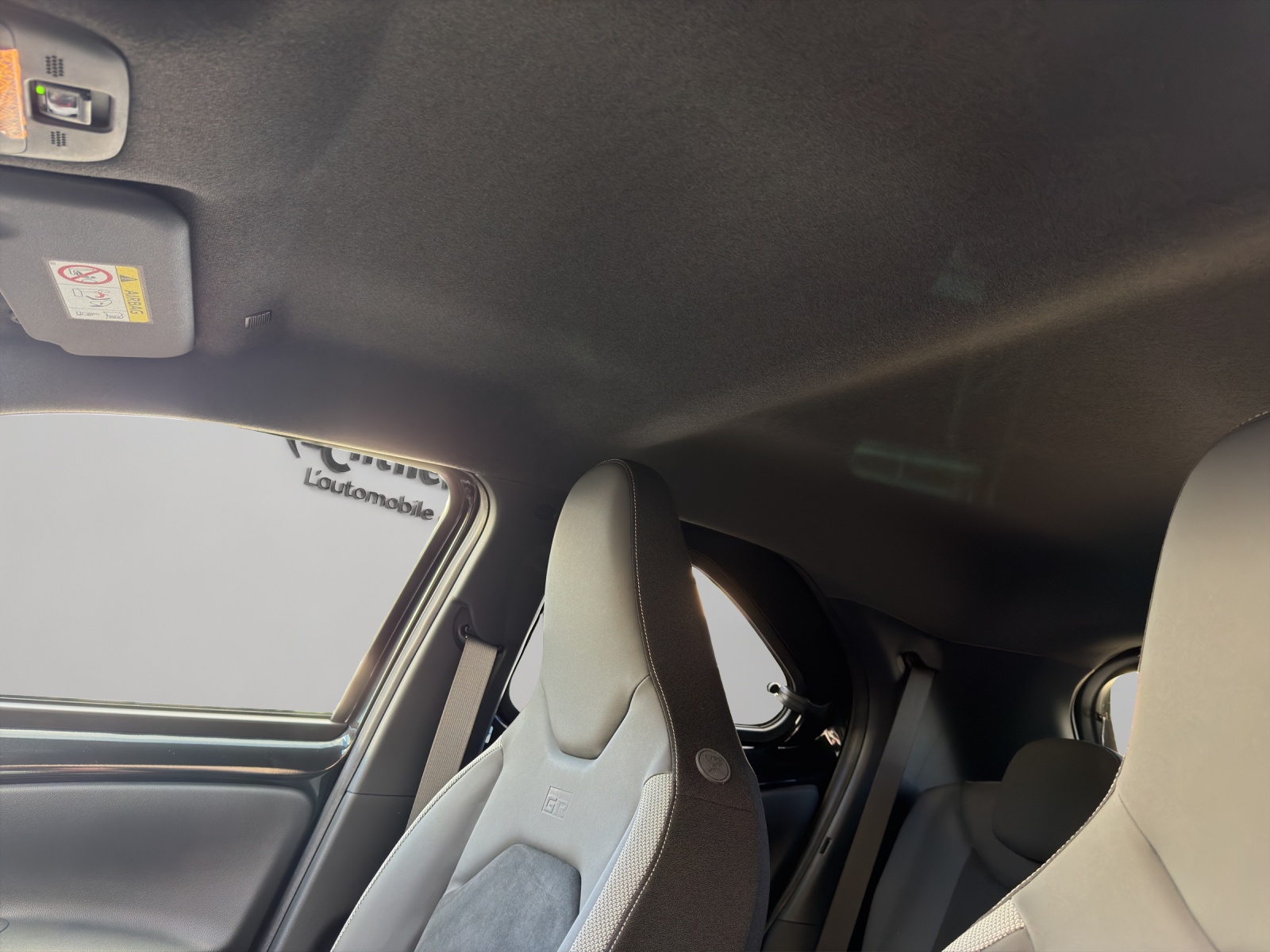 TOYOTA Aygo X 1.5 GR Sport e-CVT-image-13